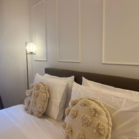 Regina Milano In Bocconi Apartment Екстериор снимка