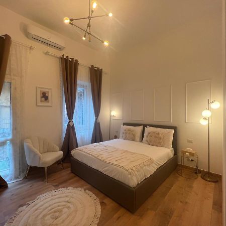 Regina Milano In Bocconi Apartment Екстериор снимка