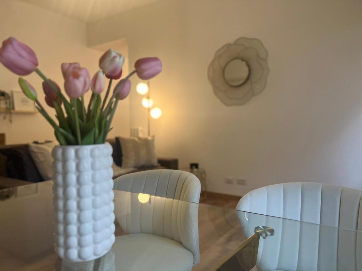 Regina Milano In Bocconi Apartment Екстериор снимка
